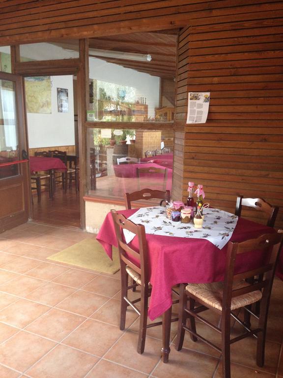 Agriturismo Gelso Castellana Sicula Buitenkant foto